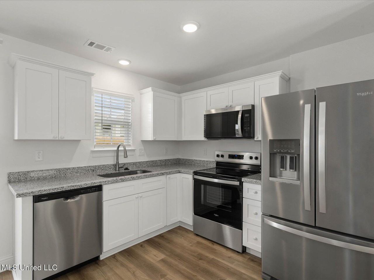 14966 Rowan Oak St - Photo 4 of 14