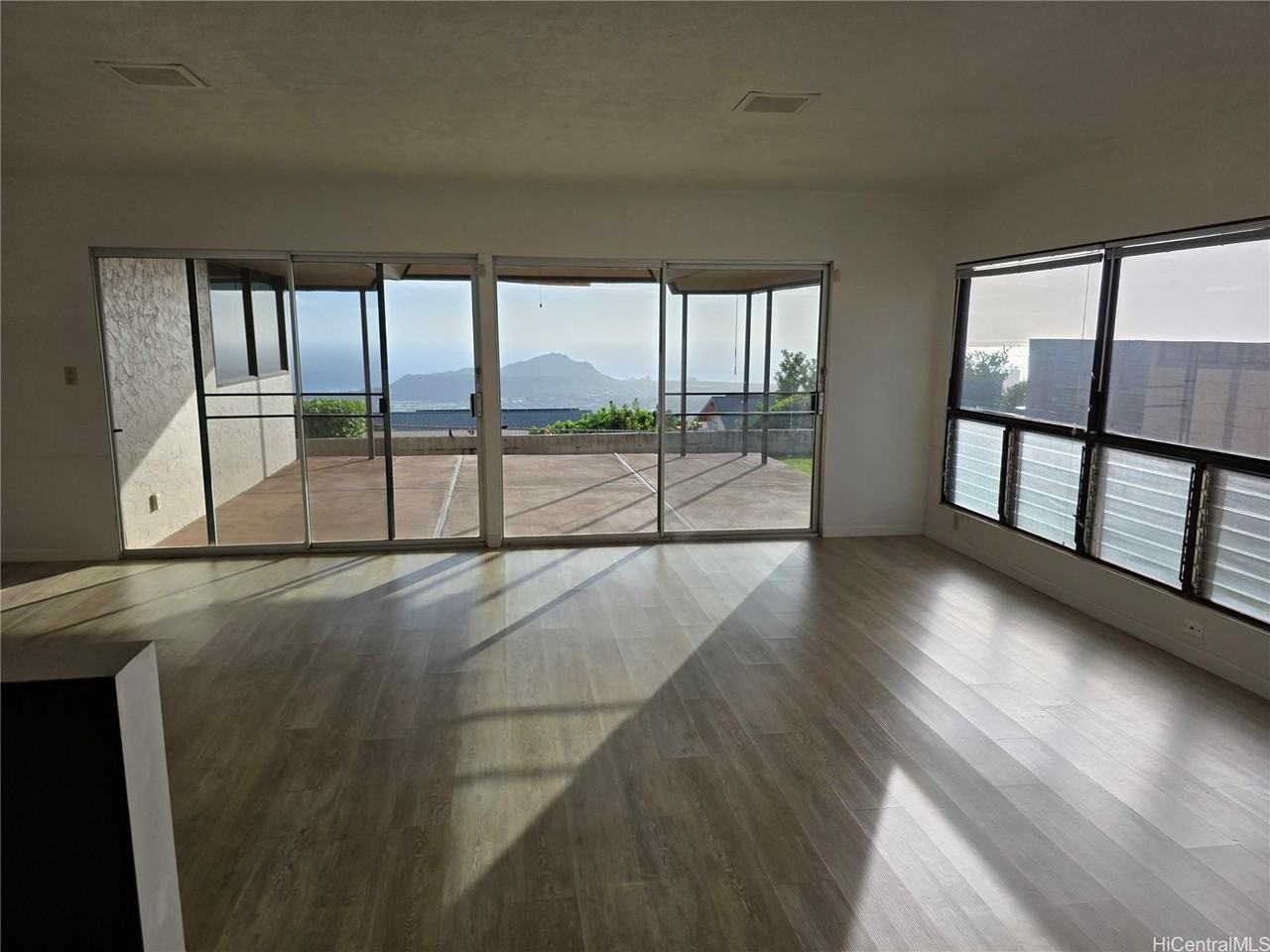 2380 Halekoa Dr - Photo 5 of 19