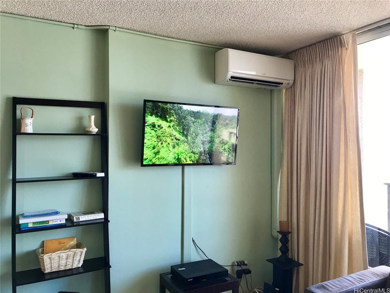 2345 Ala Wai Blvd #1813 - Photo 6 of 23