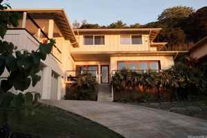 featured image of 61-1010 Tutu Pl