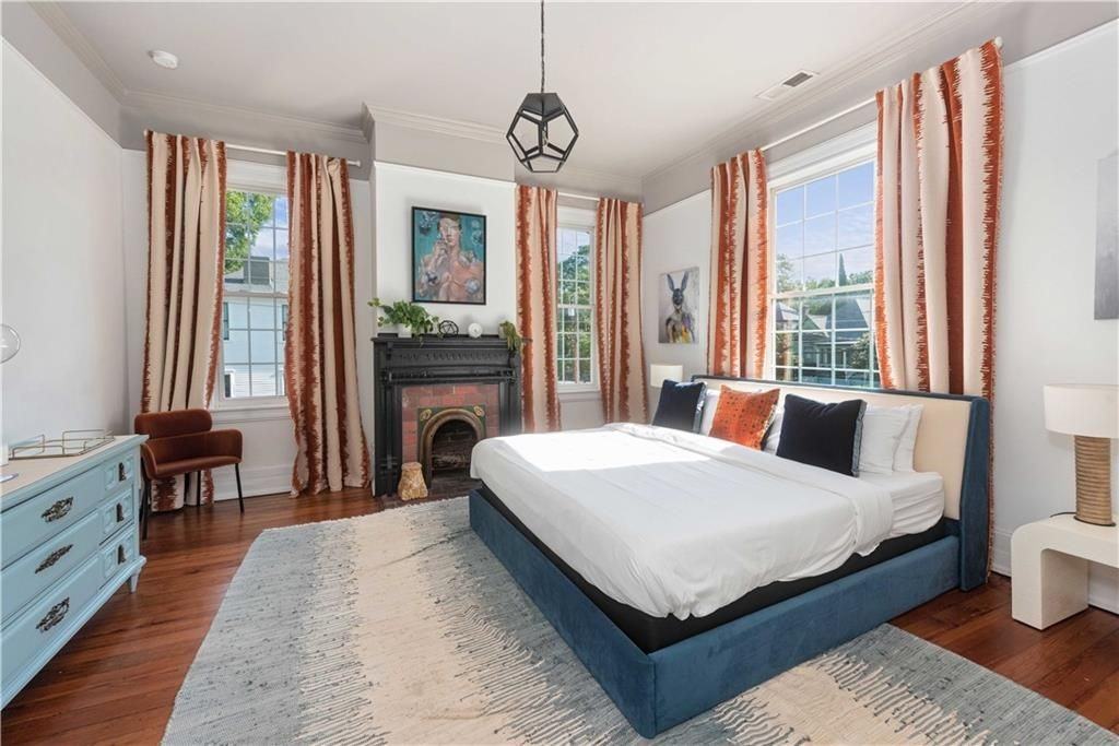 383 Park Ave Se ##1 - Photo 3 of 50