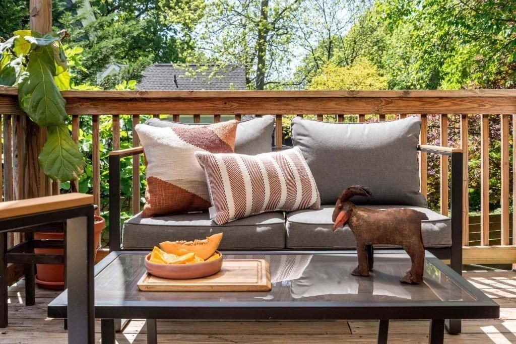 685 Wylie St Se - Photo 3 of 20