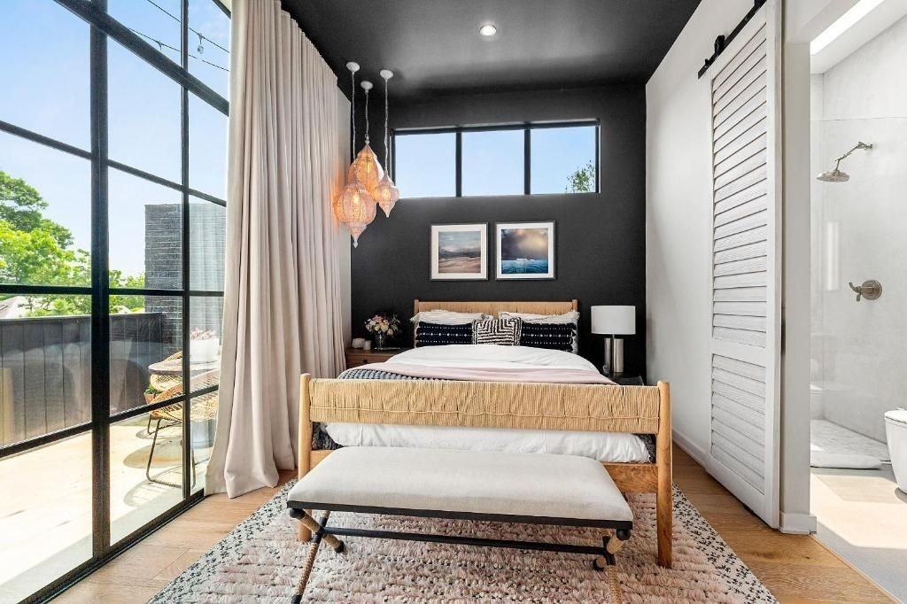 1008 Albion Ave Ne - Photo 3 of 22