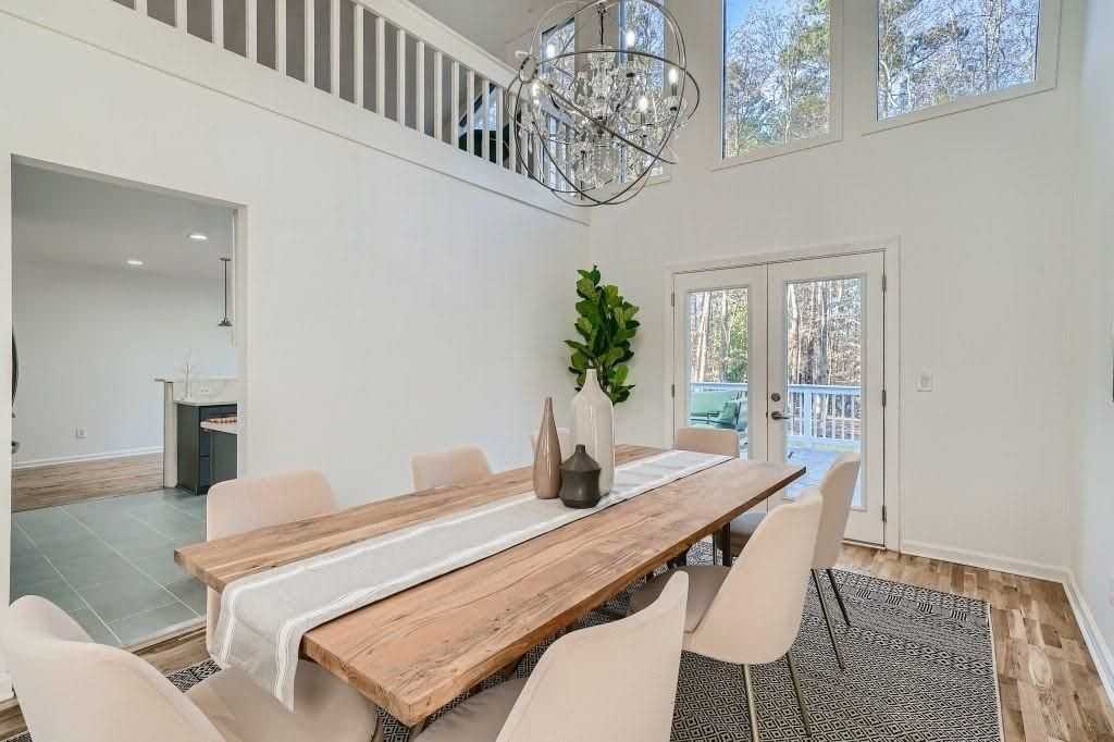 4438 Glengary Dr Ne - Photo 3 of 28