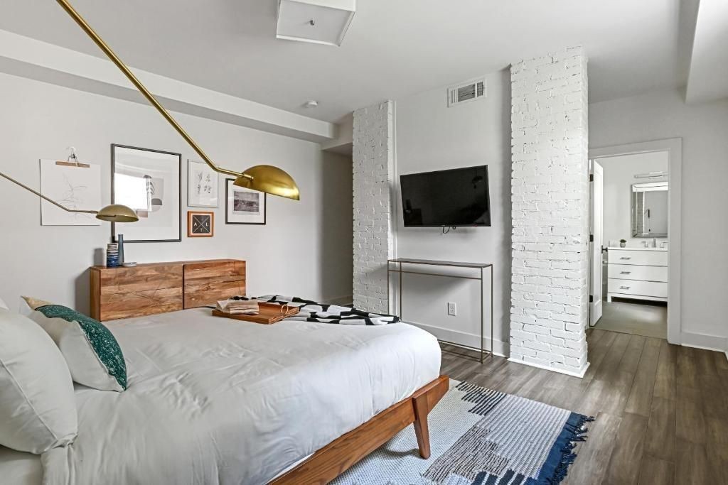 634 Bonaventure Ave Ne ##3 - Photo 6 of 41