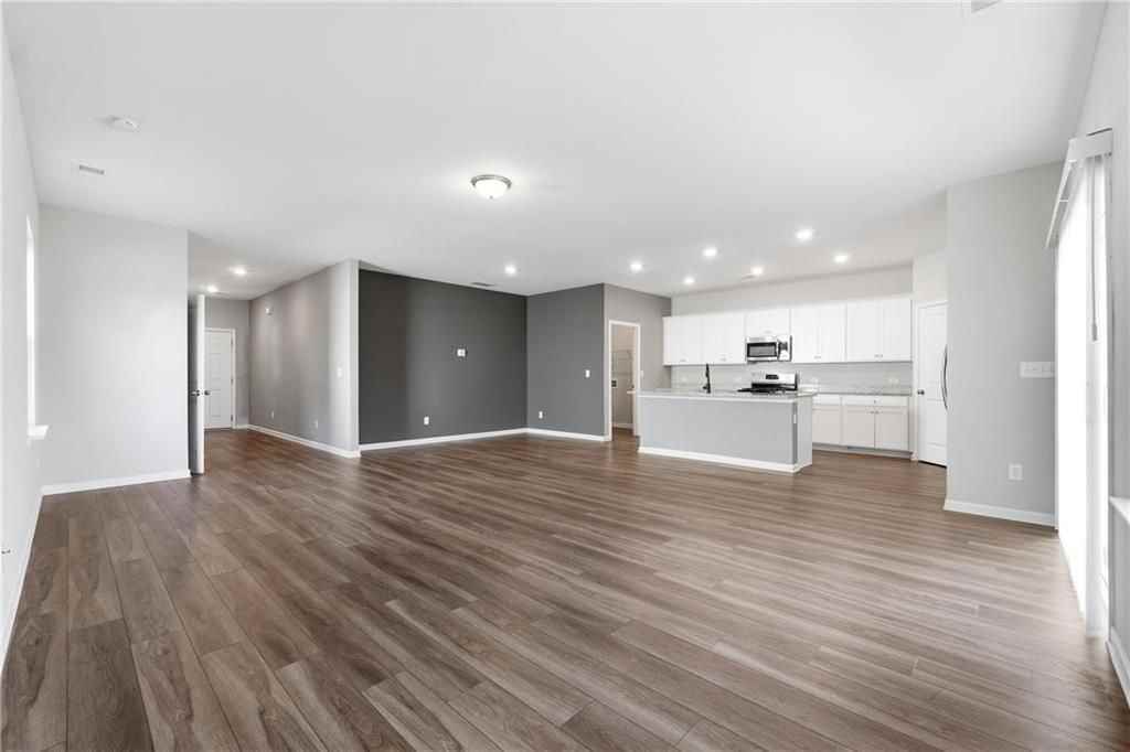 21 Golden Eagle Pkwy - Photo 7 of 50