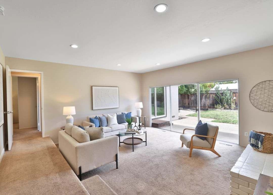 5348 Rimwood Dr - Photo 3 of 13