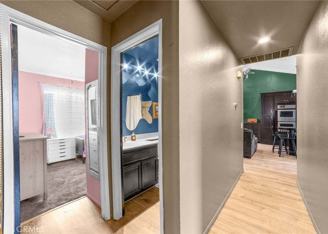 4852 Mount Abbott St - Photo 7 of 13