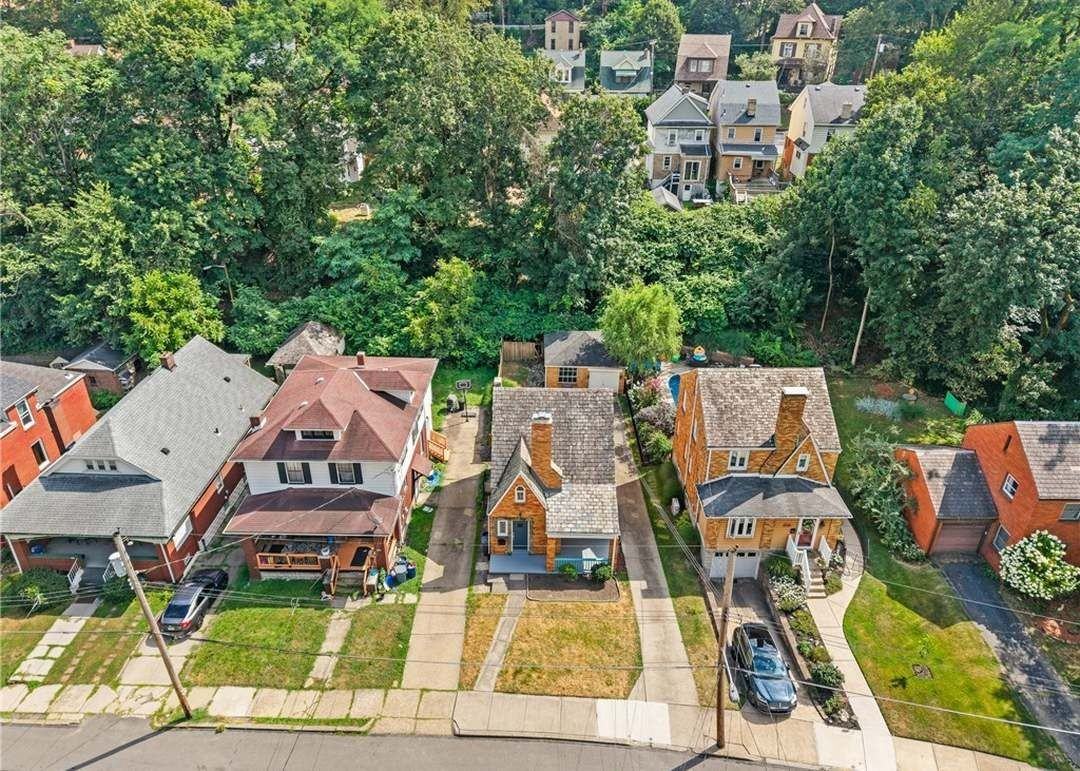 3729 Baytree St - Photo 2 of 22