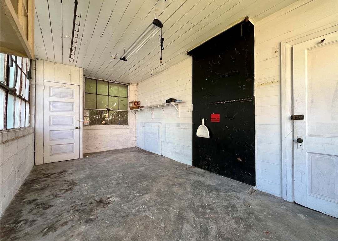 3729 Baytree St - Photo 4 of 22