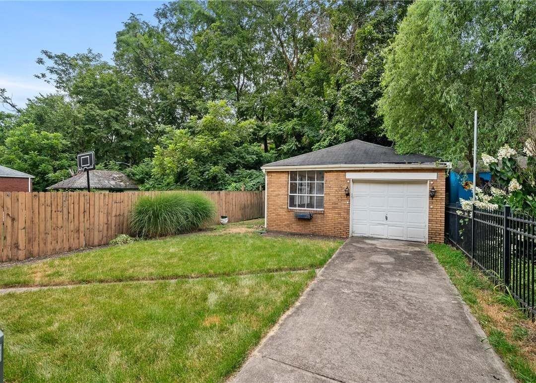 3729 Baytree St - Photo 6 of 22