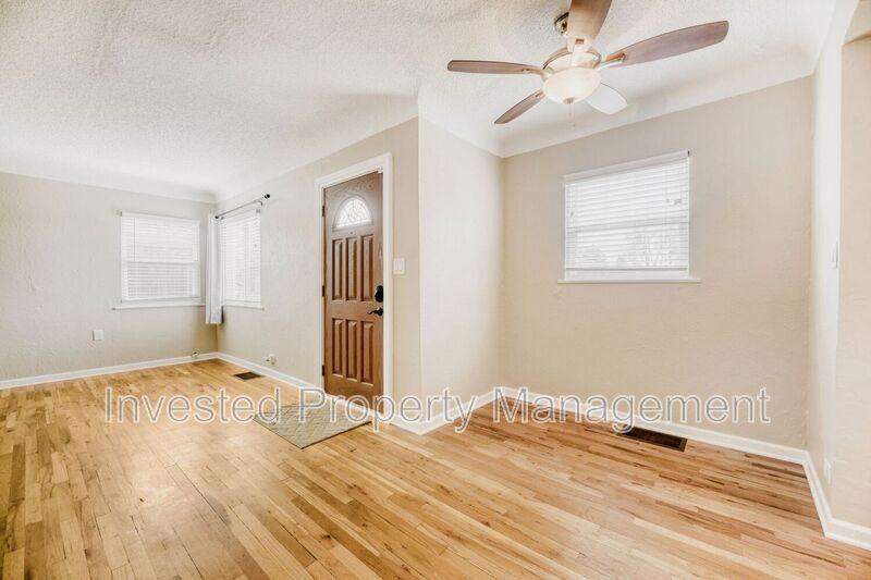 4670 S Washington St - Photo 3 of 18