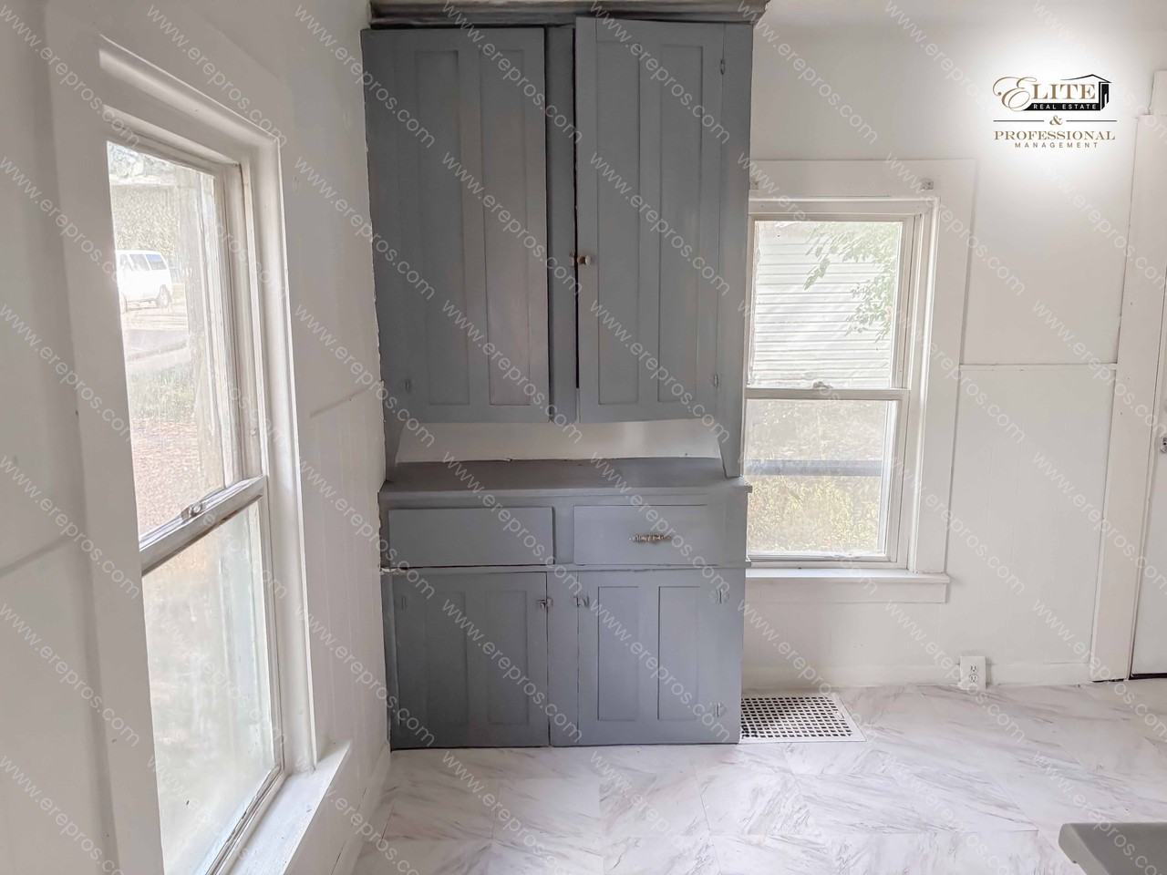 175 Jefferson St - Photo 4 of 15