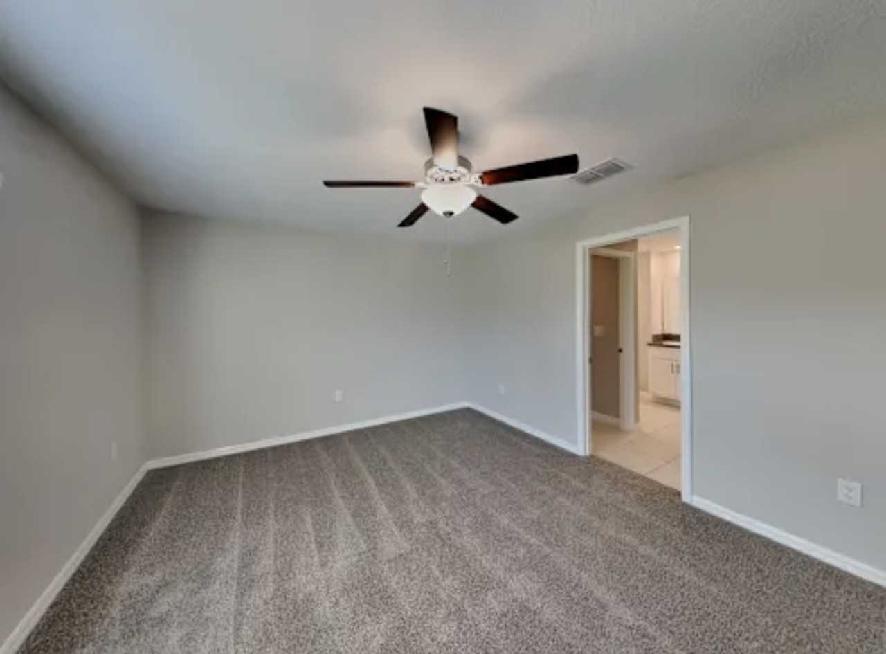 11261 Riley Pines Cir - Photo 4 of 11