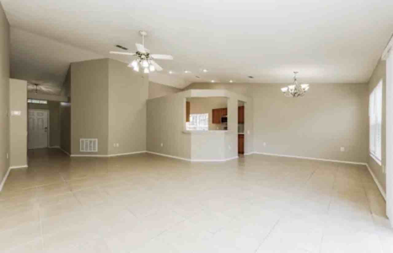 26822 Roseann Pl - Photo 2 of 11