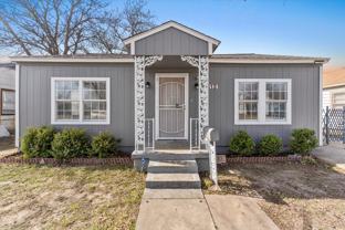 613 Clark St - Photo 1 of 1