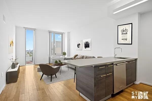 136 E 36th St #7G - Photo 3 of 8