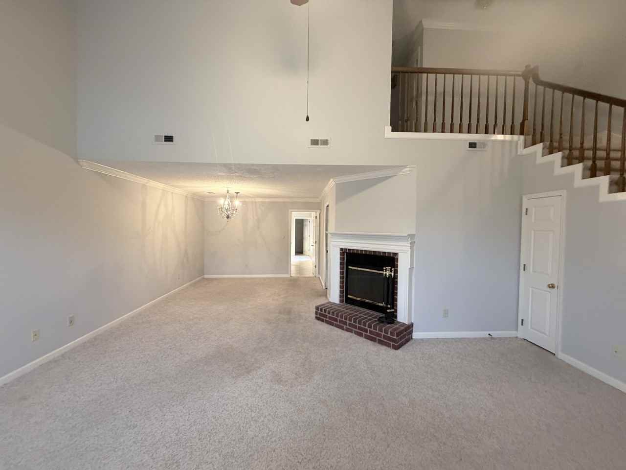 248 W Lake Cir - Photo 4 of 22