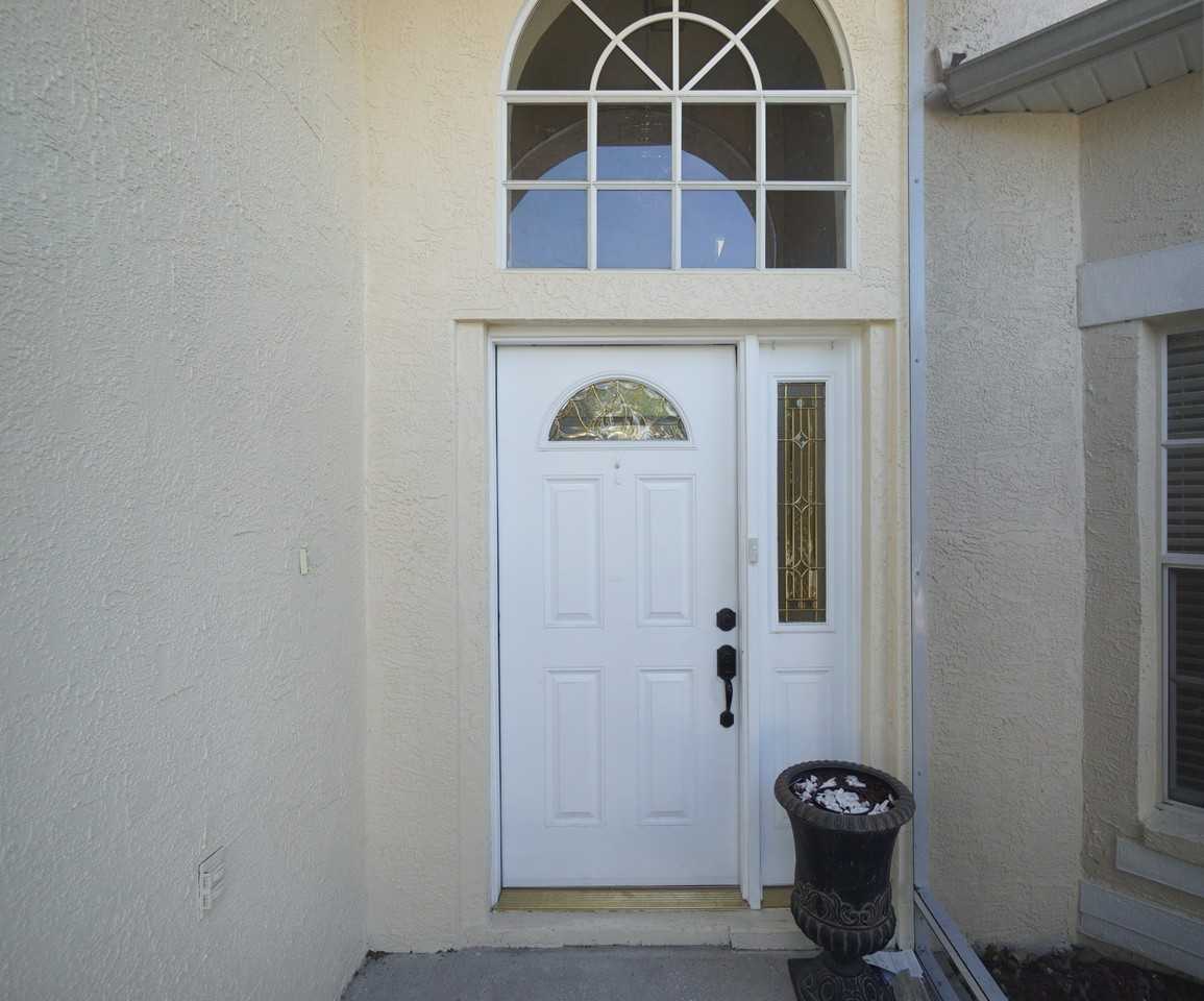 10905 Capstan Lake Dr - Photo 3 of 41