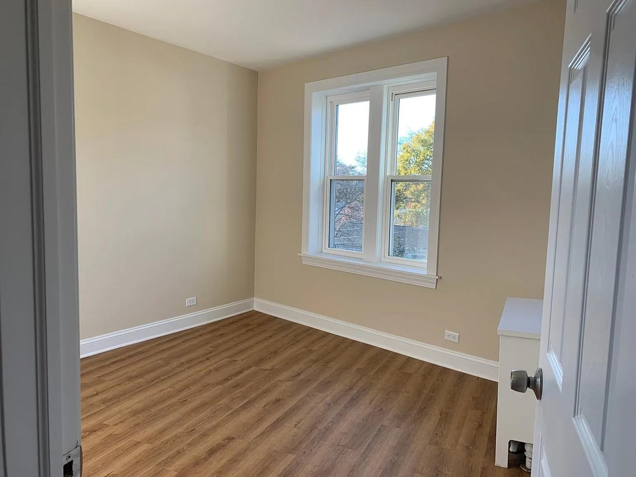 2 Lockwood Ave #4E - Photo 3 of 8