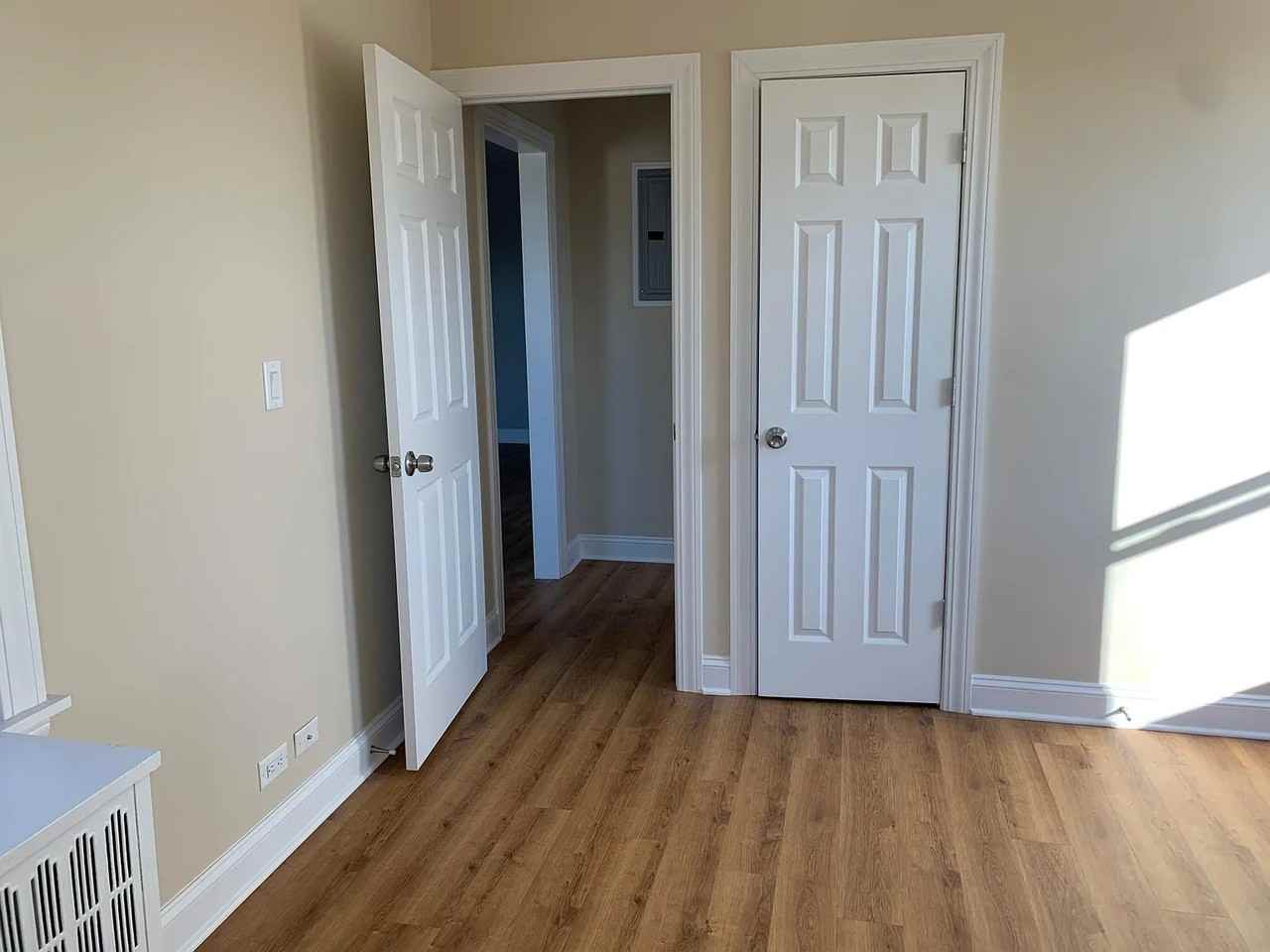 2 Lockwood Ave #4E - Photo 5 of 8