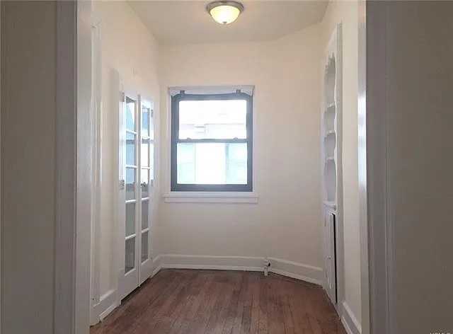 64 Kensington Rd #2D - Photo 3 of 6