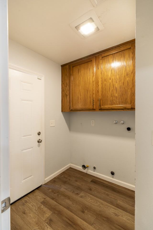 510 1/2 N I St - Photo 2 of 15