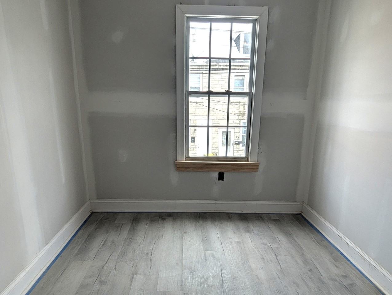 402 Beaver St - Photo 5 of 14