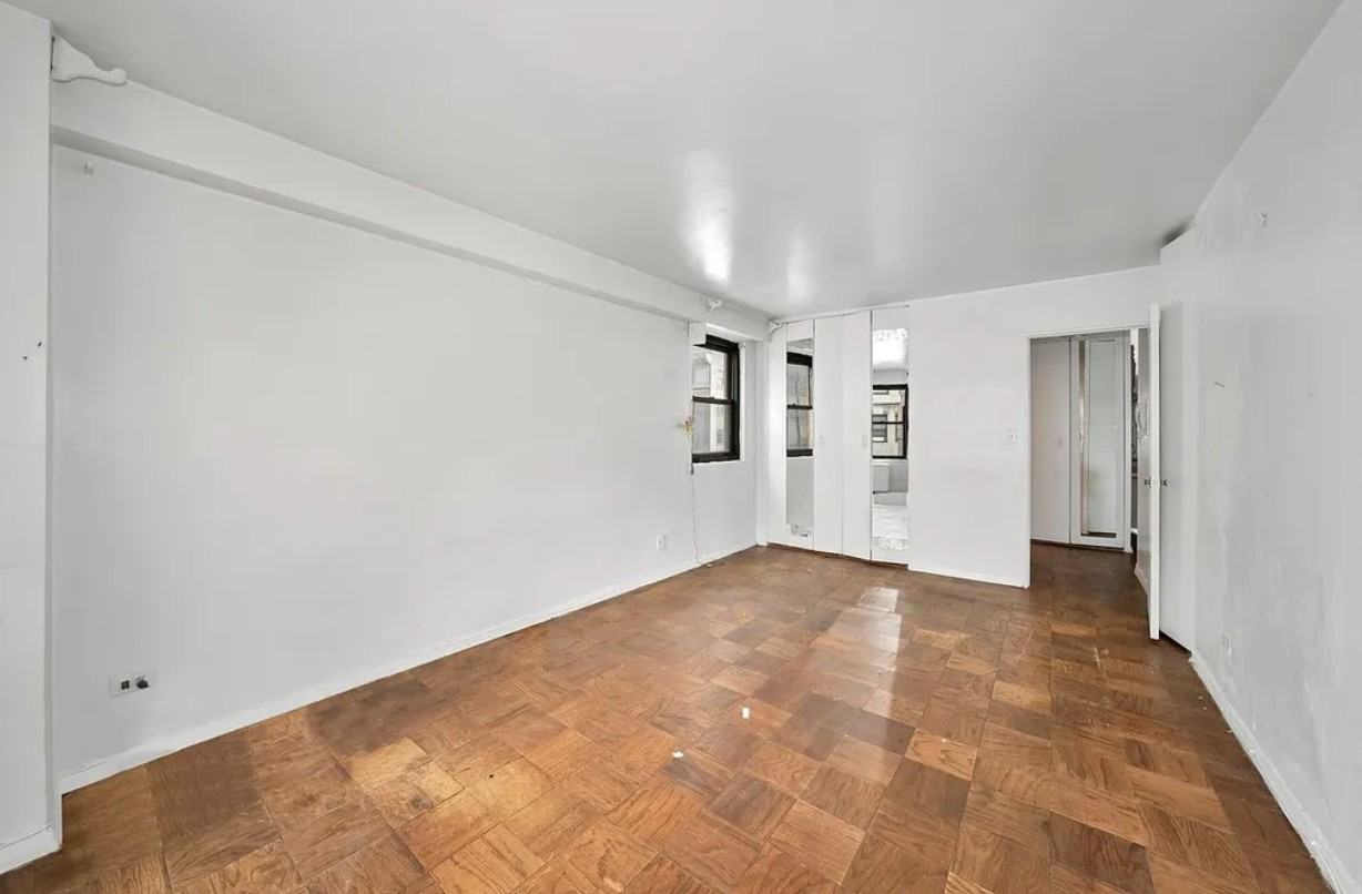 87 Livingston St #19G - Photo 7 of 10