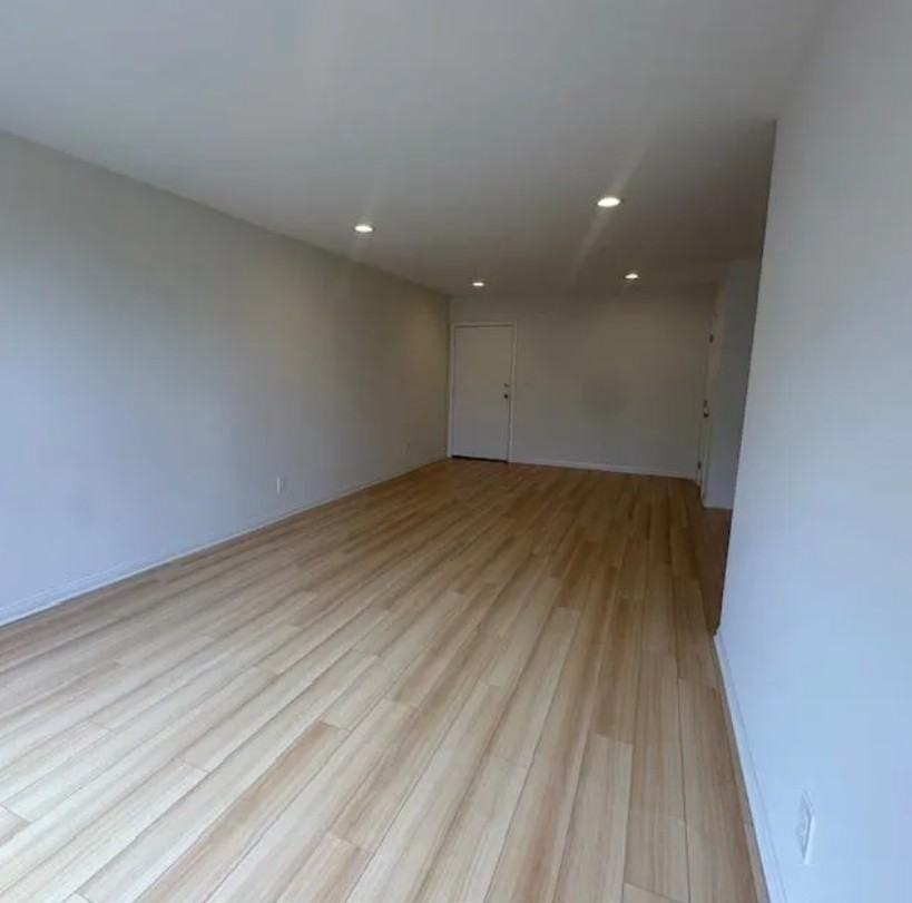 3412 Club Dr #16 - Photo 5 of 13