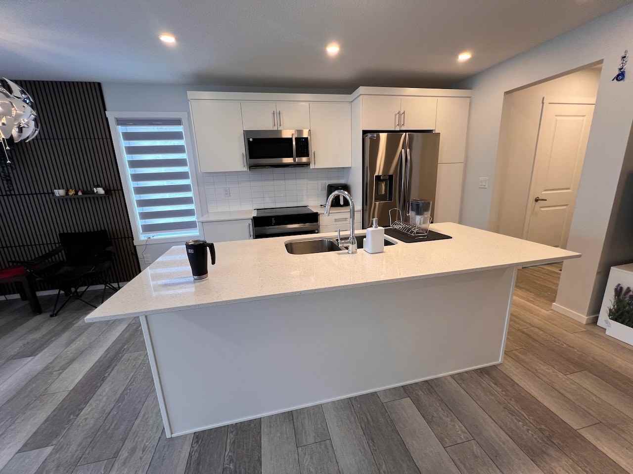 1114 Crestview Terr - Photo 2 of 39