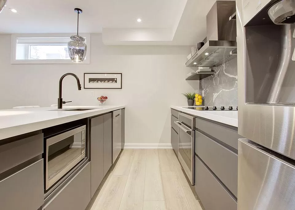 525 Broadway - Photo 7 of 15