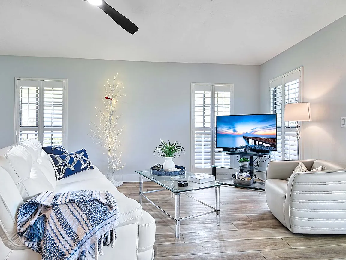 16291 Countess Dr - Photo 7 of 17