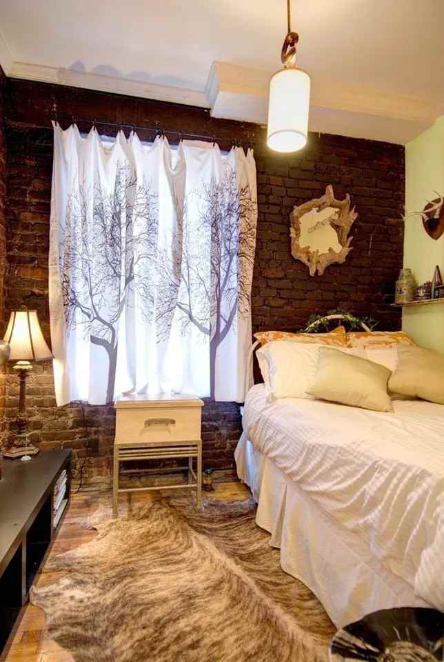 57 Thompson St - Photo 3 of 5