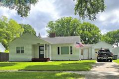 1315 5th Ave S - Photo 1 of 1