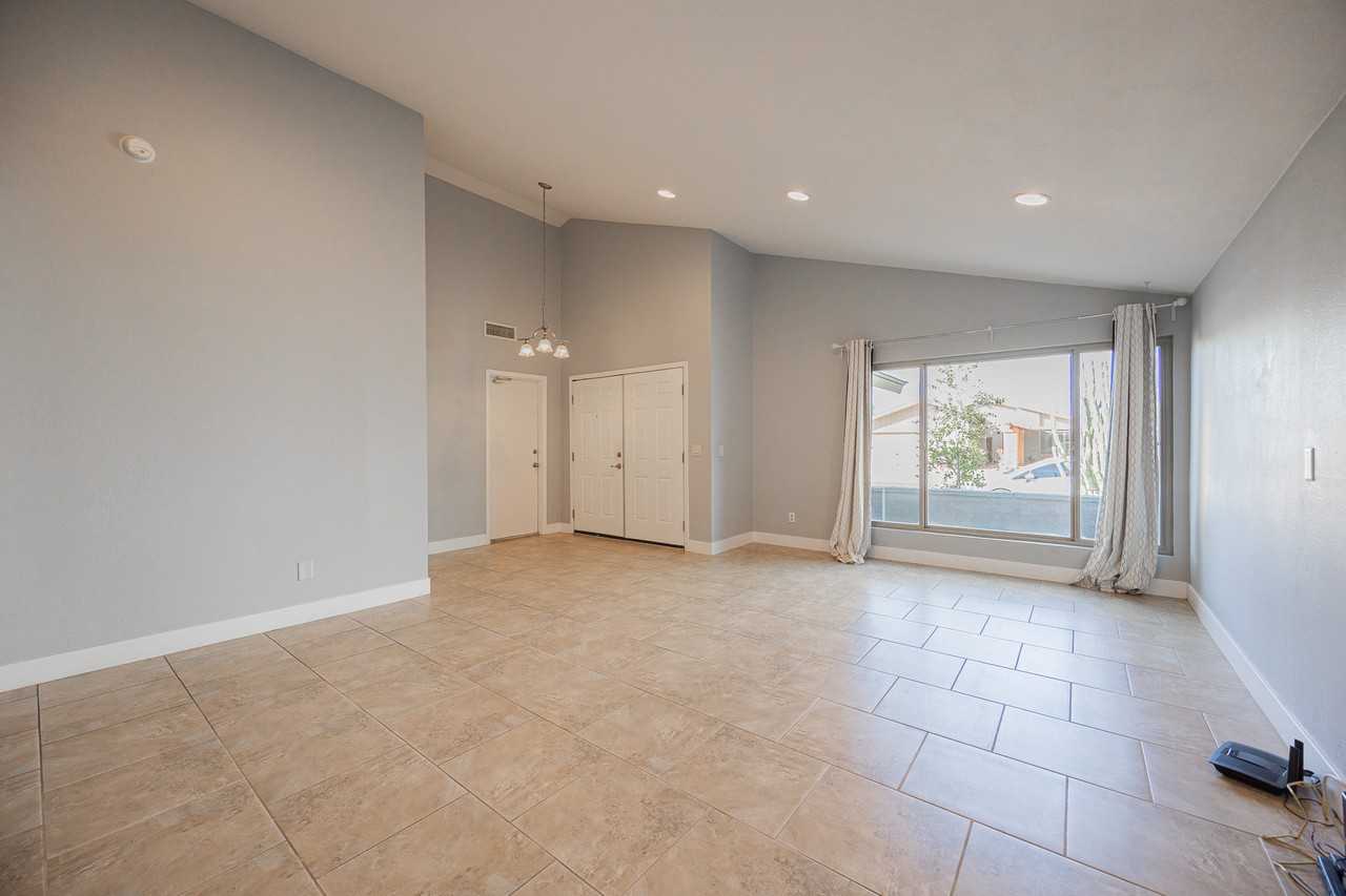 2229 N 87th Way - Photo 4 of 27