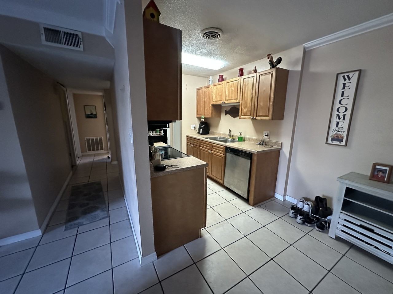 1695 Lee Rd #B106 - Photo 6 of 20