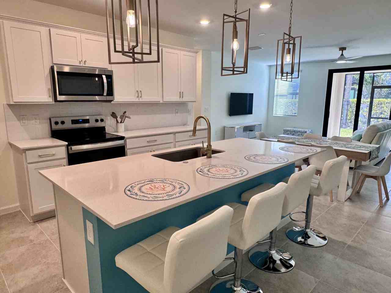 1516 Fells Cove Ln #NA - Photo 5 of 25