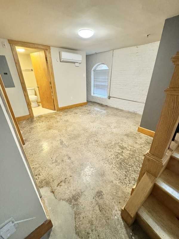 114 Virginia St #101 - Photo 3 of 7