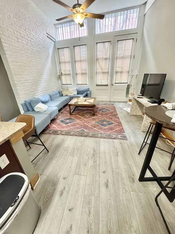 114 Virginia St - Photo 3 of 14