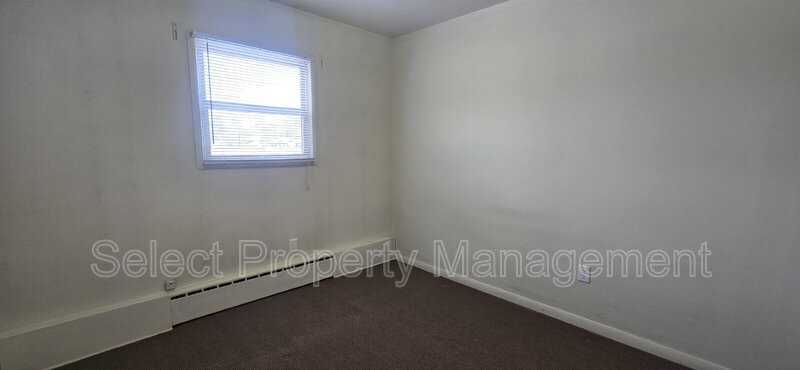 7608 Bluffton Rd #4 - Photo 6 of 20