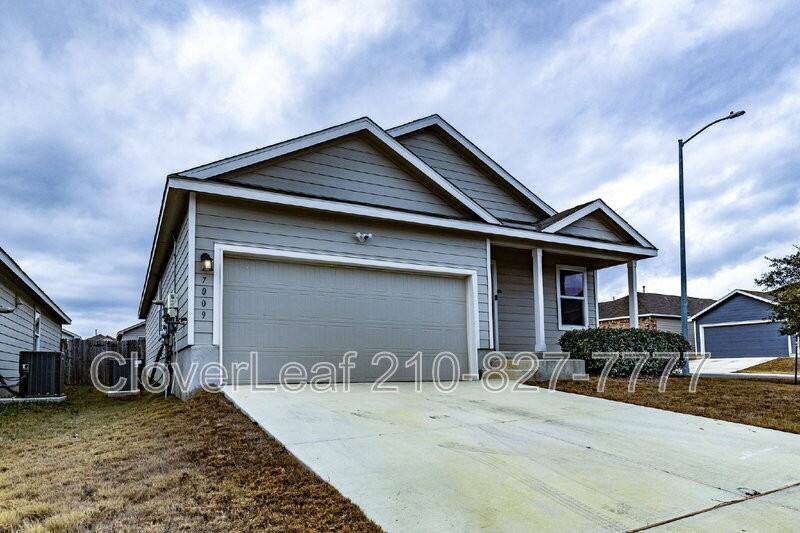 7009 Shears Pl - Photo 2 of 30