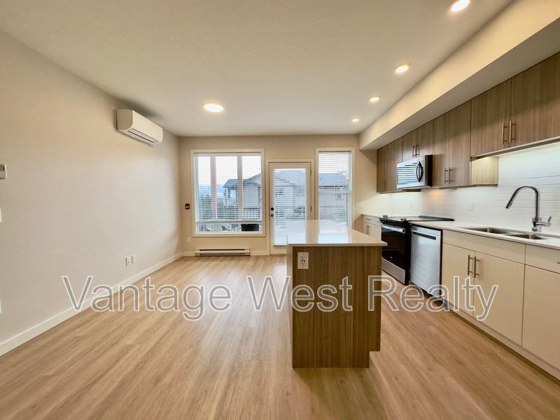 600 Boynton Pl - Photo 2 of 18