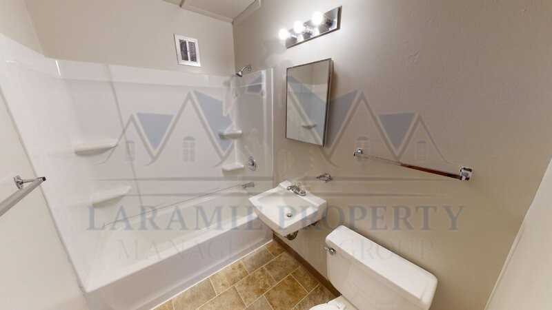 411 S 26th St #9 - Photo 5 of 12