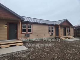 featured image of 40 Davis Ct