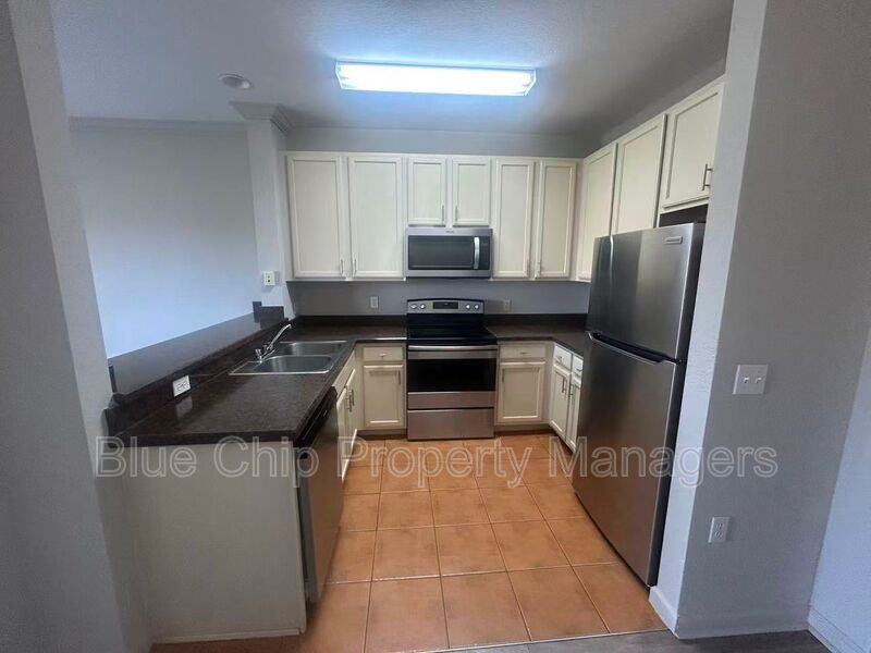 14200 Avalon Rd #415 - Photo 2 of 33