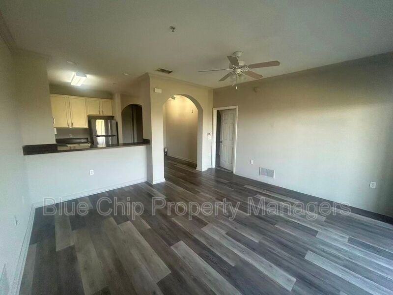 14200 Avalon Rd #415 - Photo 3 of 33