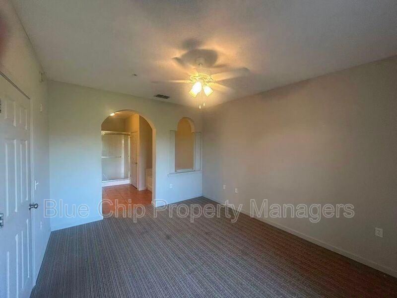 14200 Avalon Rd #415 - Photo 4 of 33