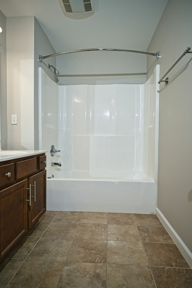 Griffin Gate Apartments - Photo 6 of 26