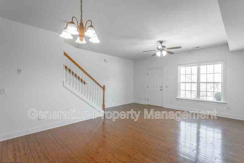 7500 Noah Reid Rd - Photo 6 of 31